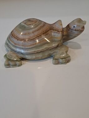 Handcarved Turtle Green Onyx 4 1/4"X 3"wX2"h. See Photos